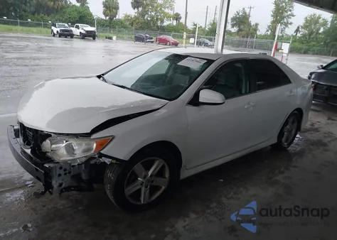 2012 Toyota Camry Se z USA, uszkodzony, nr VIN 4T1BF1FK2CU522093